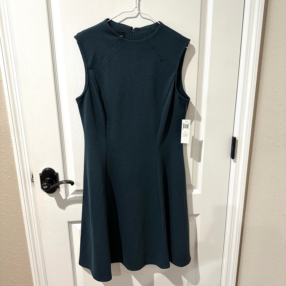 Donna Morgan Classic Mock Neck Sleeveless Sheath Dress in Teal Blue Green NWT